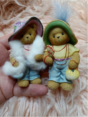 Cherished Teddies, Kayla & Destiny "Friendship Never Goes Out Of Style" Hats Fan